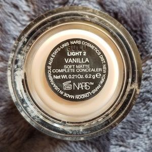 NARS Makeup - NARS Soft Matte Complete Concealer NARS Makeup - NARS Soft Matte Complete Concealer